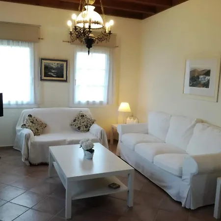 Casa Mesaria